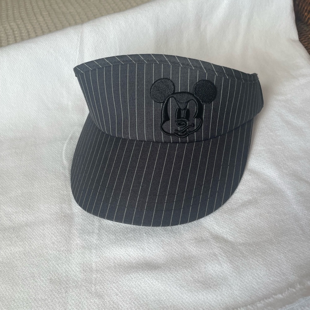 Disney Black Pinstripe Mickey Mouse Visor NWOT - Picture 1 of 4